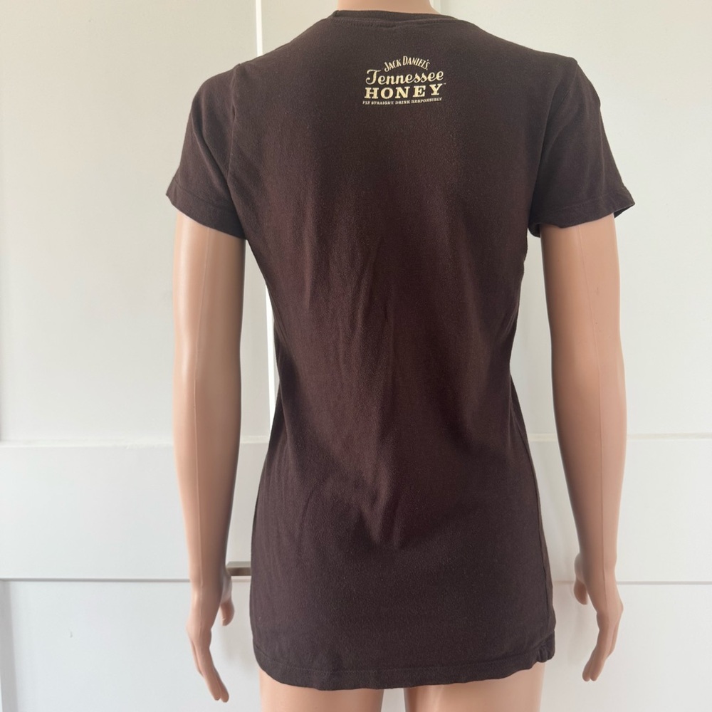 Bella Favorite Tee Brown I’m A Keeper Jack Daniel’s Bee T-Shirt Tee Top Medium M - Picture 2 of 3